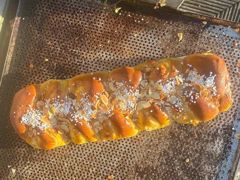 Saffranslängd med mandel